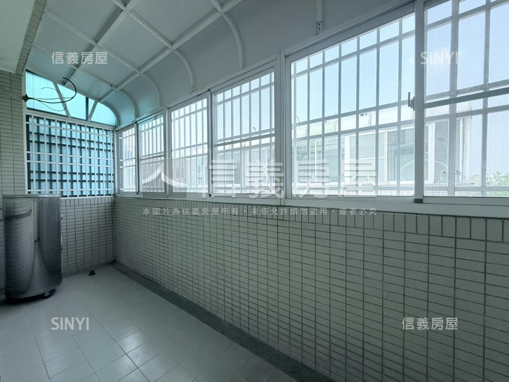 東區虎尾寮朝南邊間雙車墅房屋室內格局與周邊環境