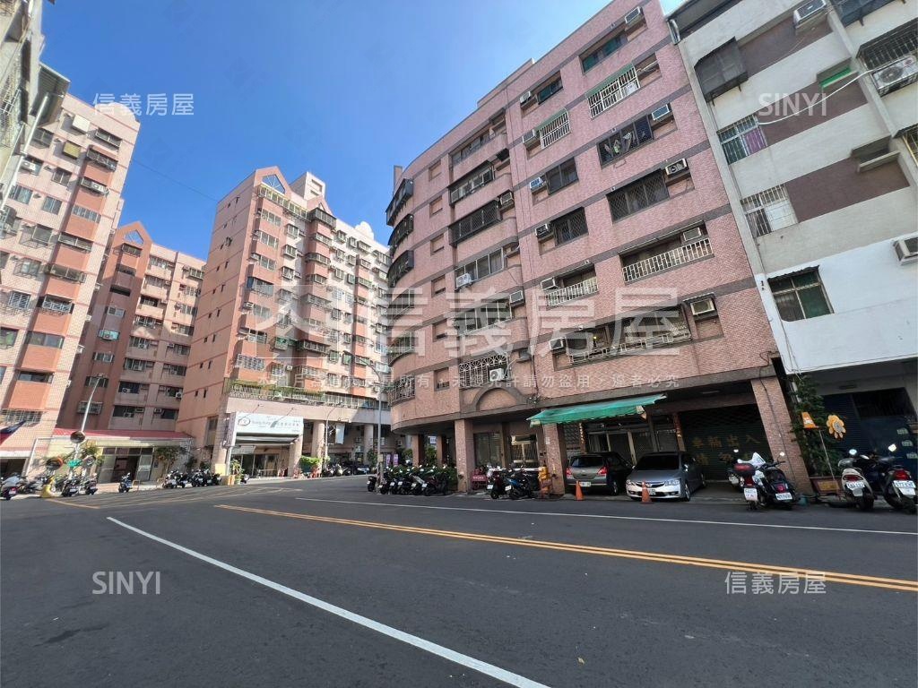 近德賢商圈１＋２騎樓店住房屋室內格局與周邊環境