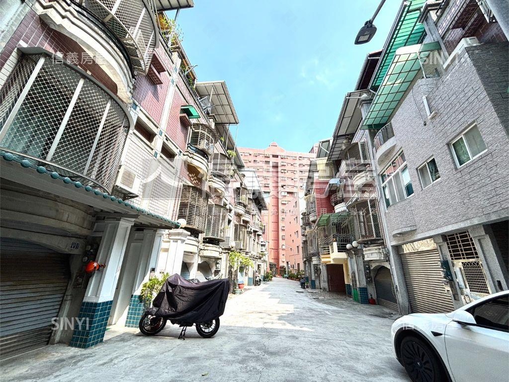 近德賢商圈店面房屋室內格局與周邊環境