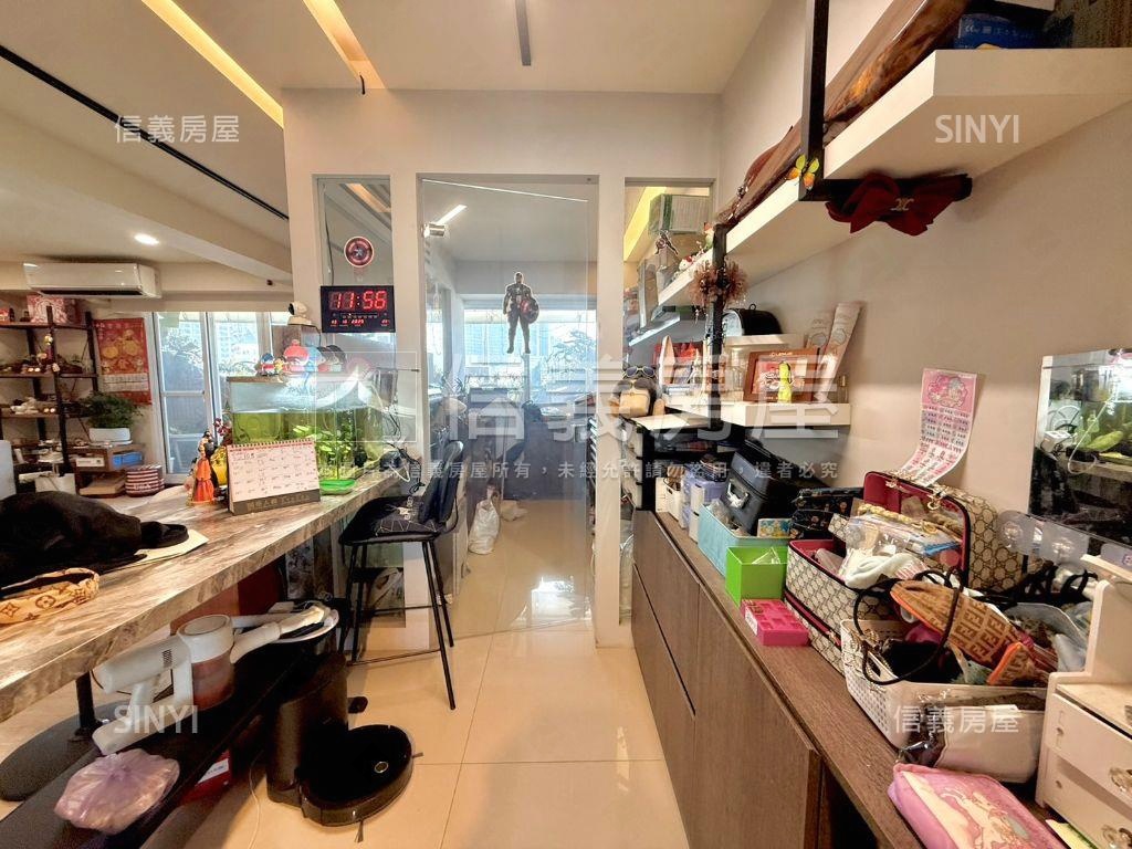 校園首排景觀樓中樓房屋室內格局與周邊環境