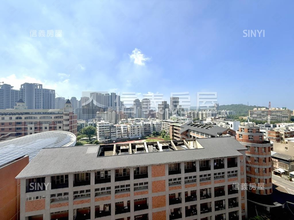 校園首排景觀樓中樓房屋室內格局與周邊環境