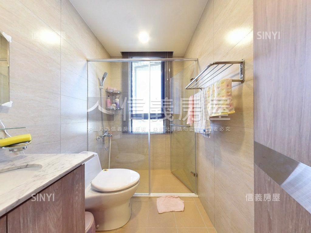 世界雙Ｖ值得你來看房屋室內格局與周邊環境