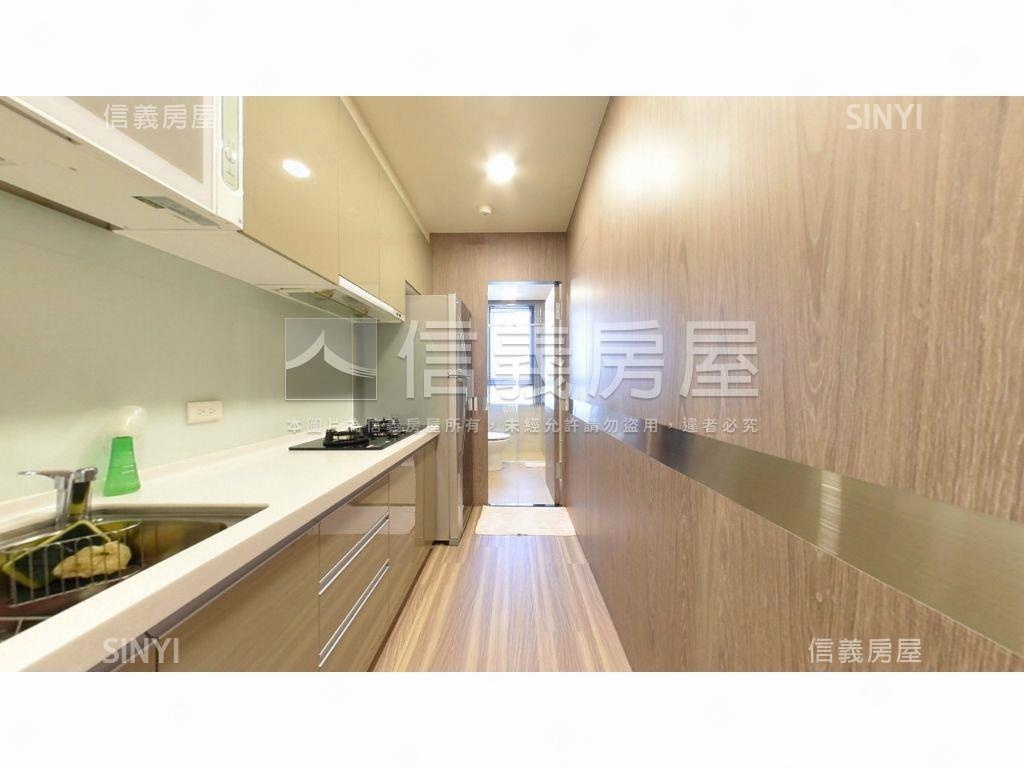 世界雙Ｖ值得你來看房屋室內格局與周邊環境