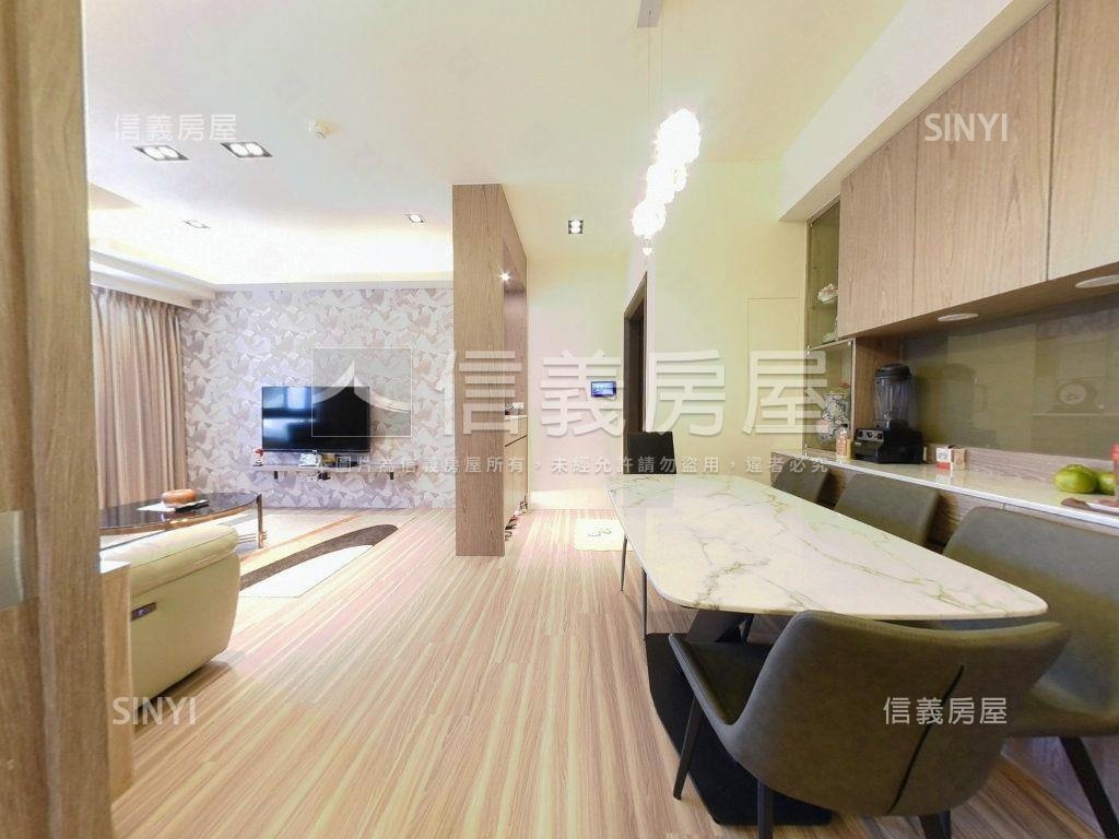 世界雙Ｖ值得你來看房屋室內格局與周邊環境