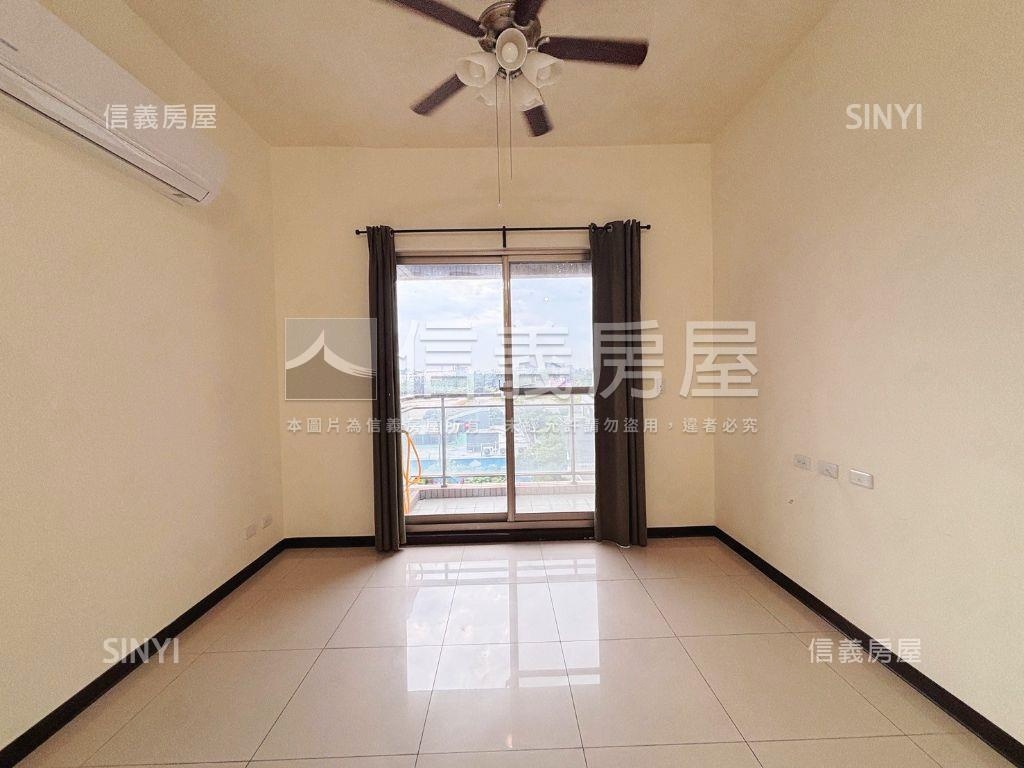 景觀皇翔大二房車位房屋室內格局與周邊環境