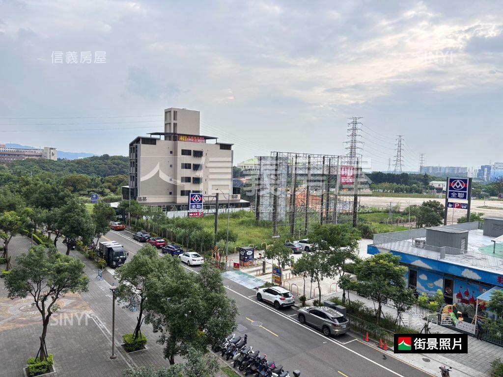 景觀皇翔大二房車位房屋室內格局與周邊環境