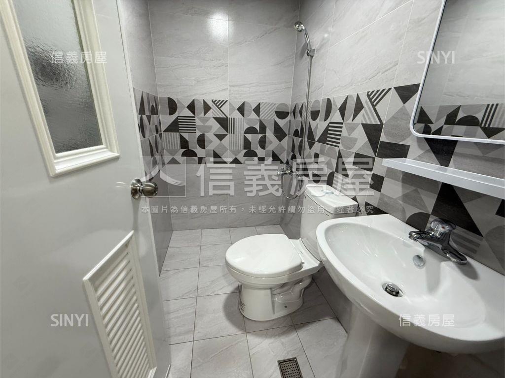 一中商圈富榮街收租四套房房屋室內格局與周邊環境