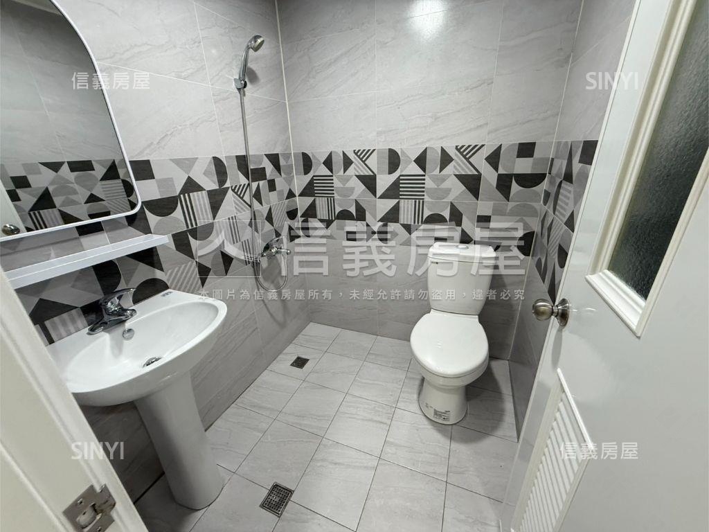 一中商圈富榮街收租四套房房屋室內格局與周邊環境