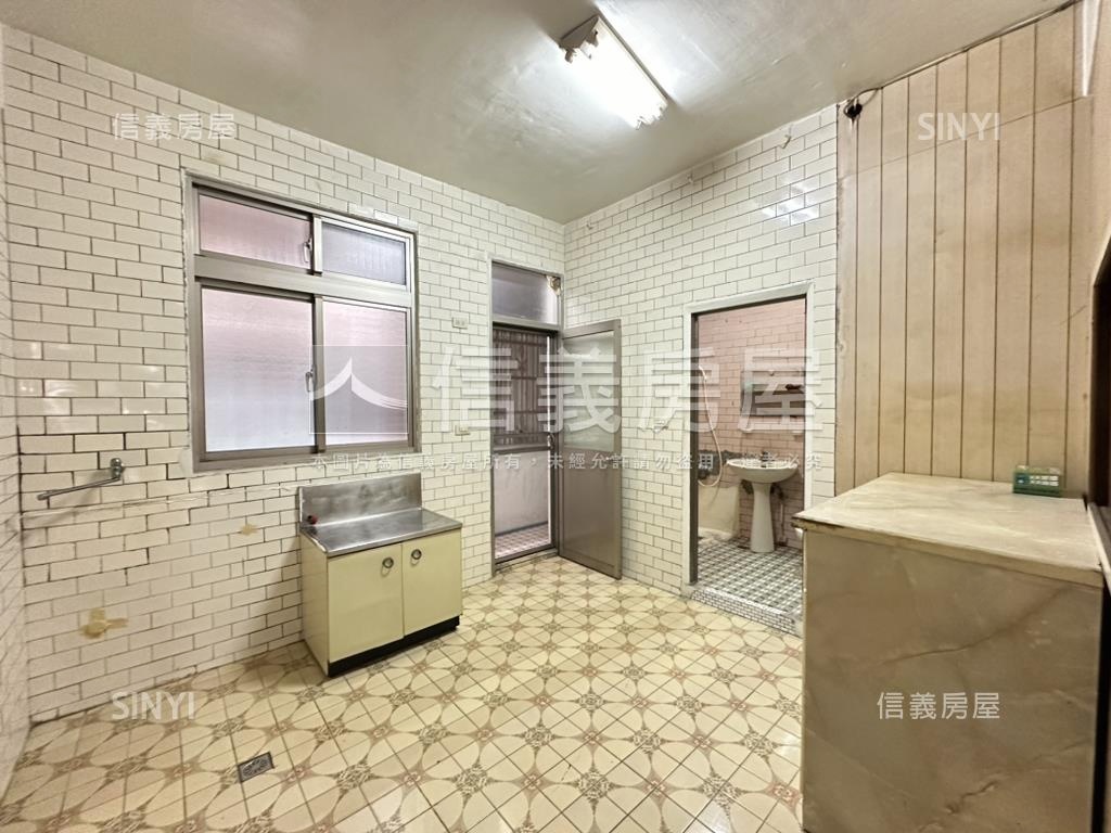 推桃園低總價三房美寓房屋室內格局與周邊環境