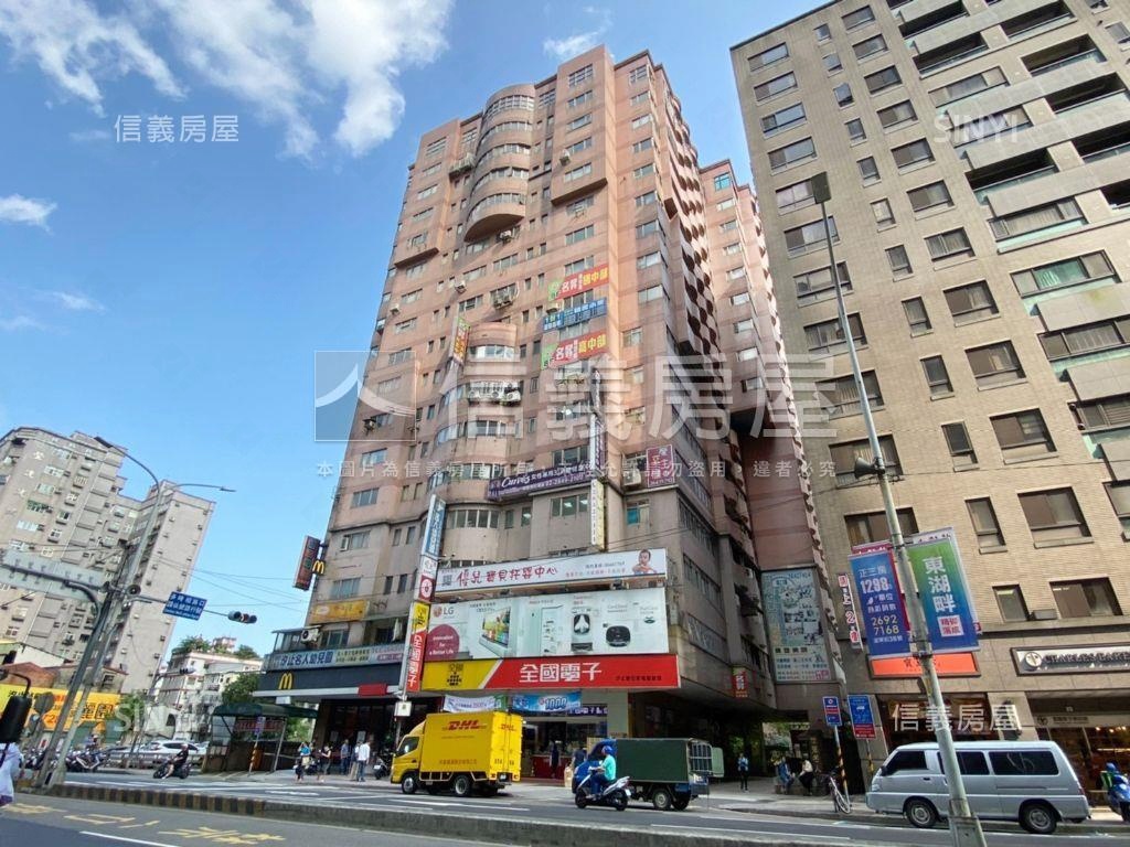 ★世貿景觀高樓２房房屋室內格局與周邊環境