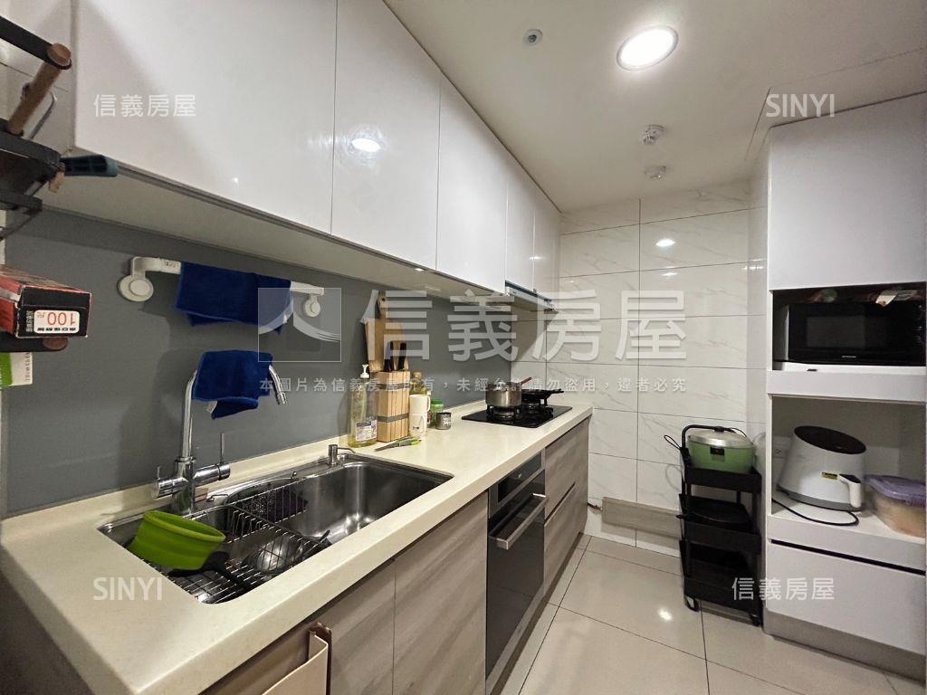 皇普雲鼎大兩房房屋室內格局與周邊環境