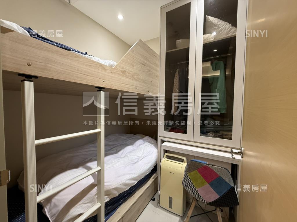 捷運美妝樹海２房車位房屋室內格局與周邊環境