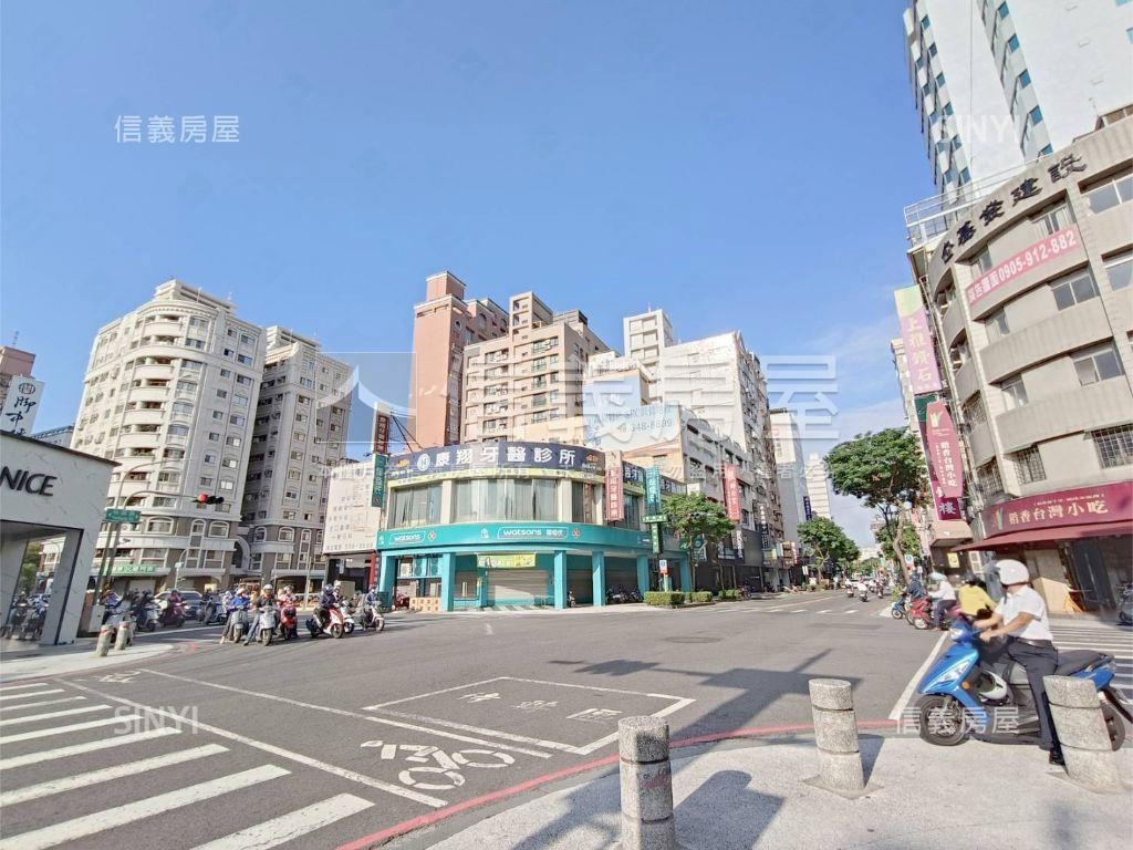 巨蛋裕誠集市面寬商地房屋室內格局與周邊環境
