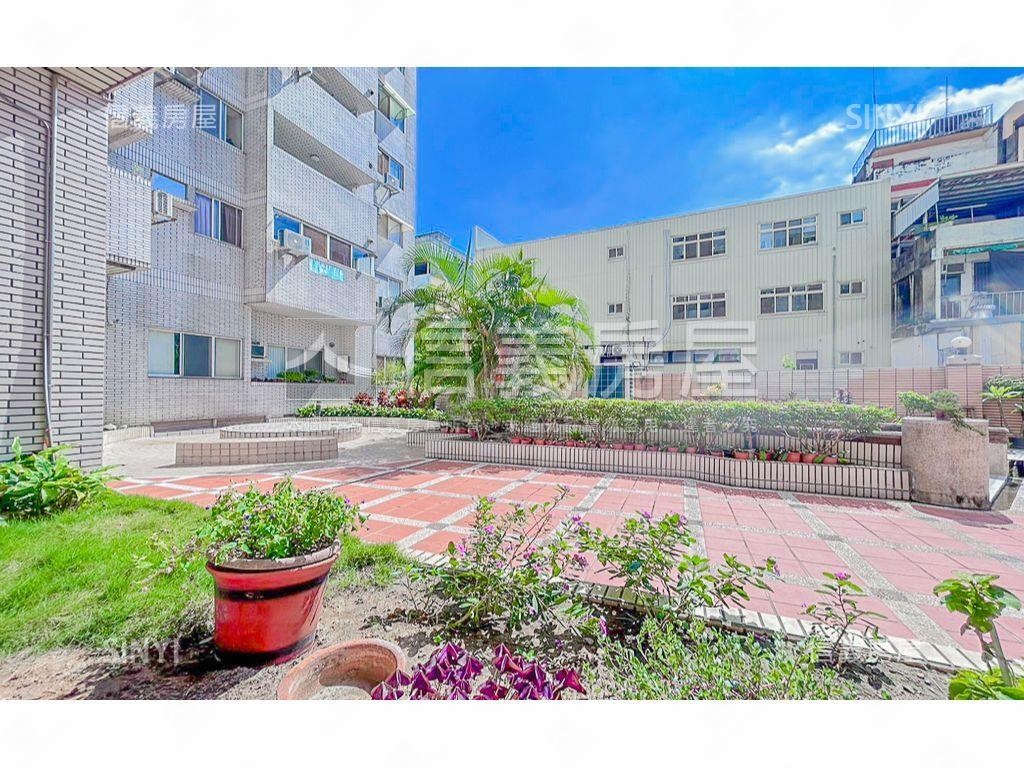 面兒童公園★頂樓採光四房房屋室內格局與周邊環境