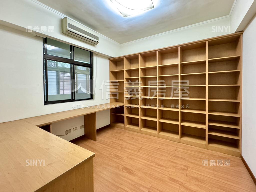中正富邦稀有釋出房屋室內格局與周邊環境