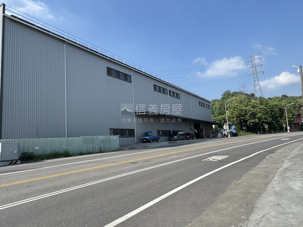 南投近國道丁建廠房房屋室內格局與周邊環境