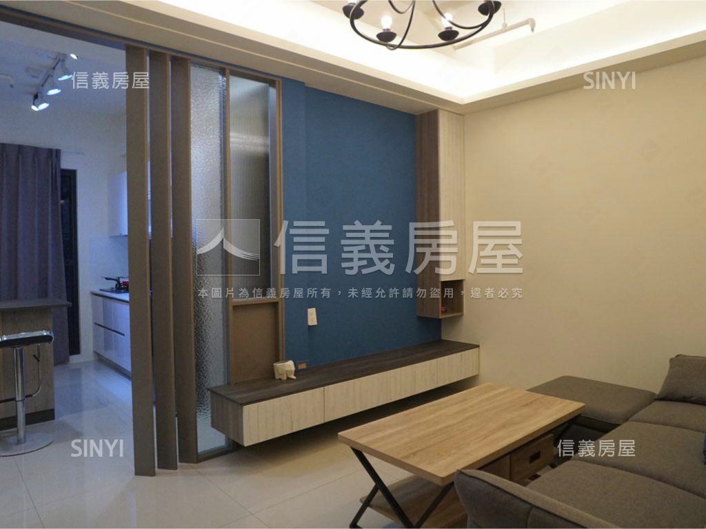 專任約三發匯世界兩房車位房屋室內格局與周邊環境