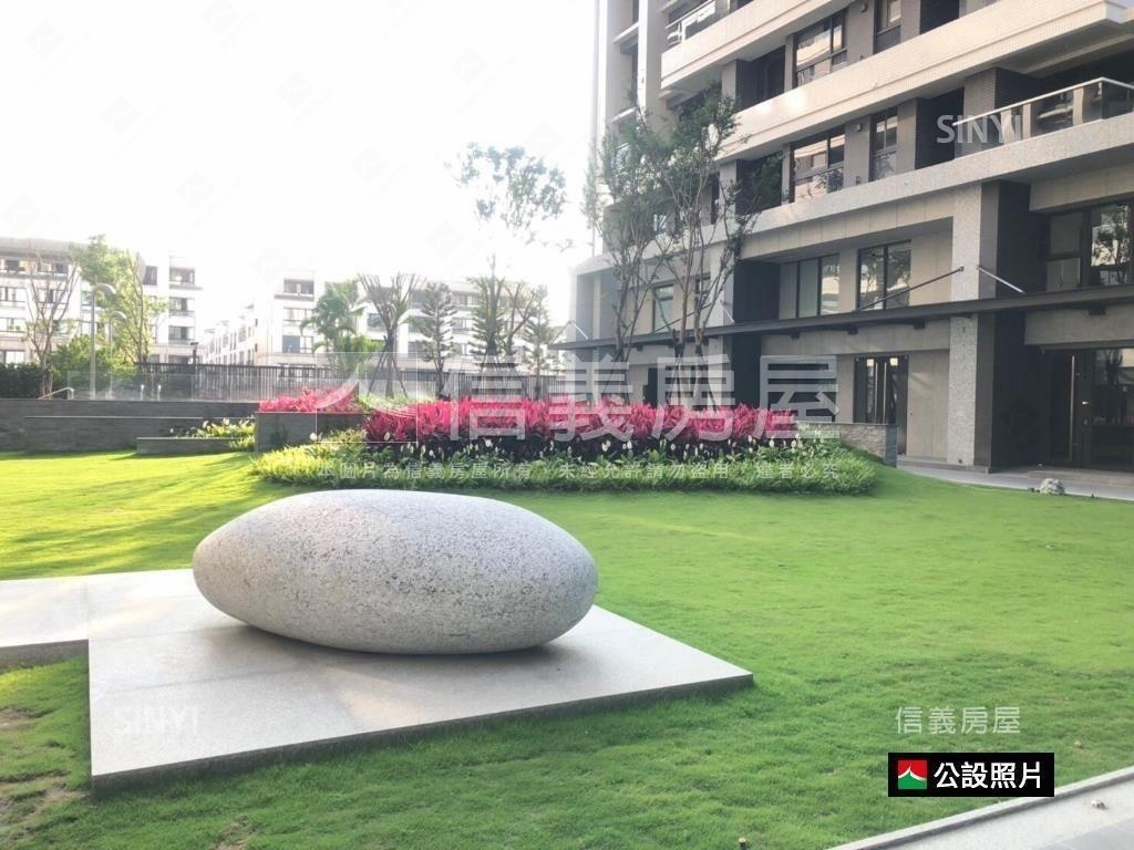 專任約三發匯世界兩房車位房屋室內格局與周邊環境