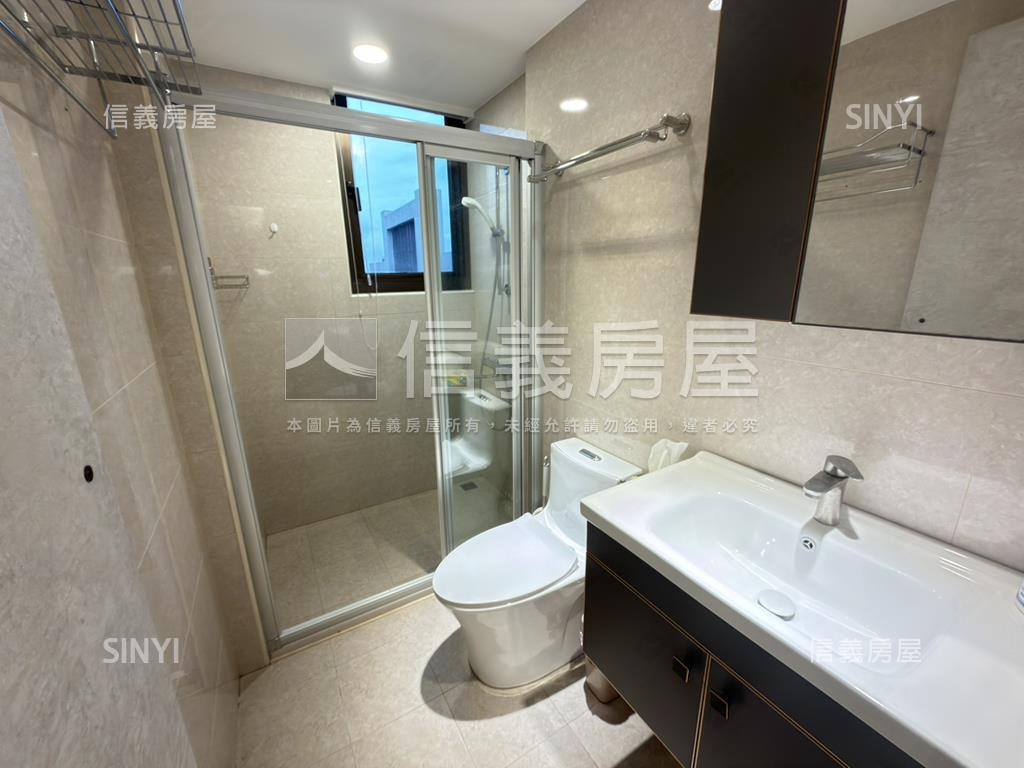 大境重劃帝景三房附車位房屋室內格局與周邊環境