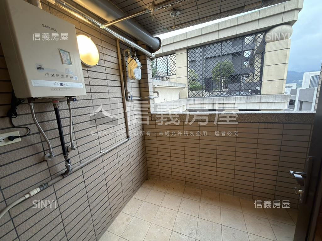 大境重劃帝景三房附車位房屋室內格局與周邊環境