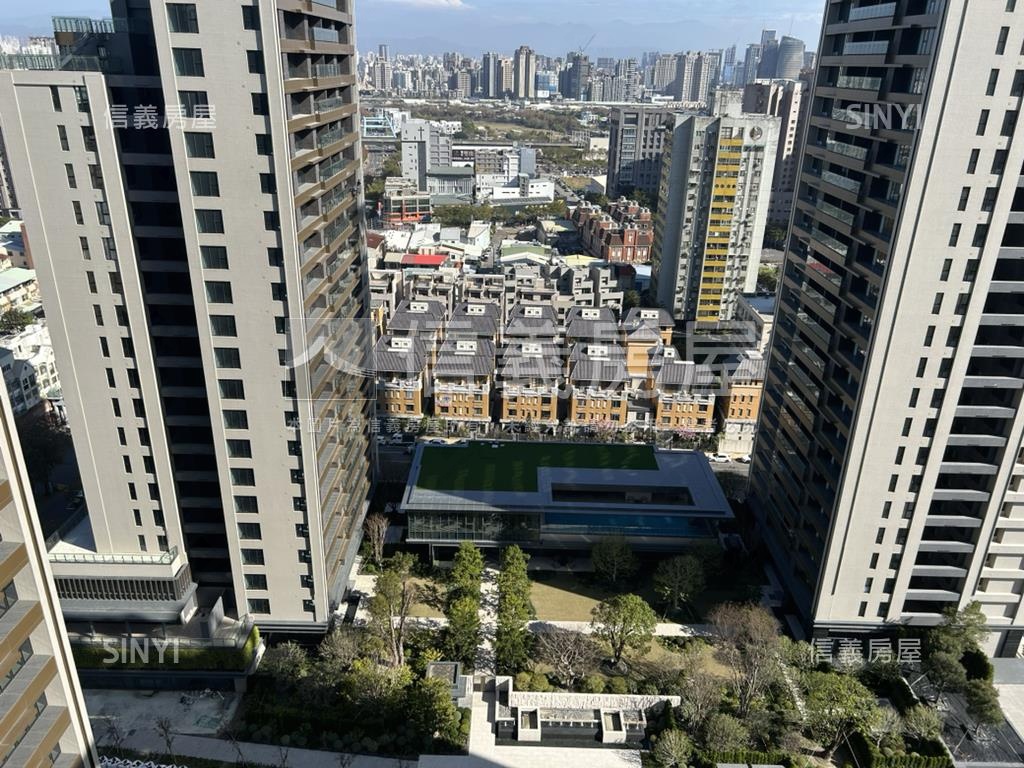 寶輝國際莊園三房三車位房屋室內格局與周邊環境