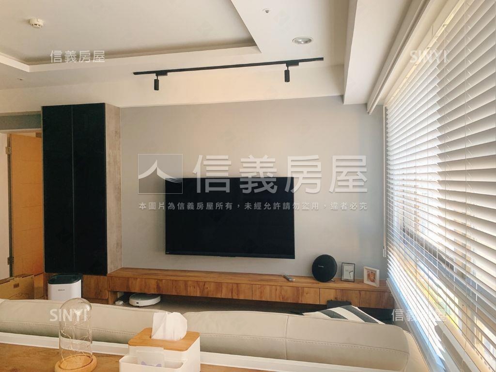 未來城２房平面車位房屋室內格局與周邊環境