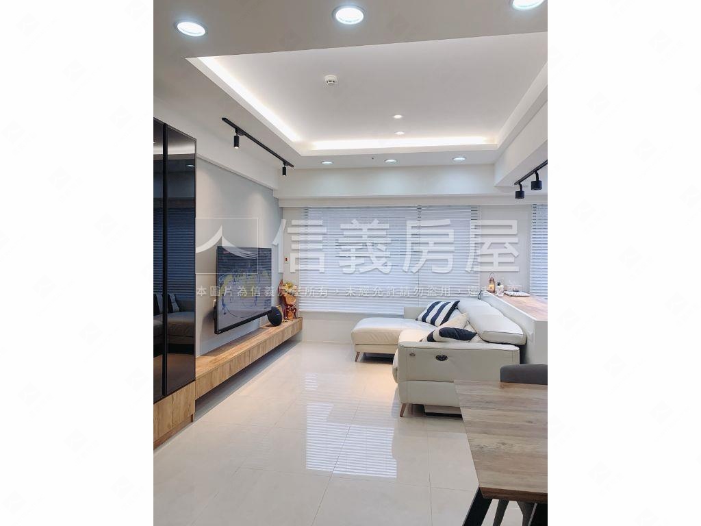 未來城２房平面車位房屋室內格局與周邊環境