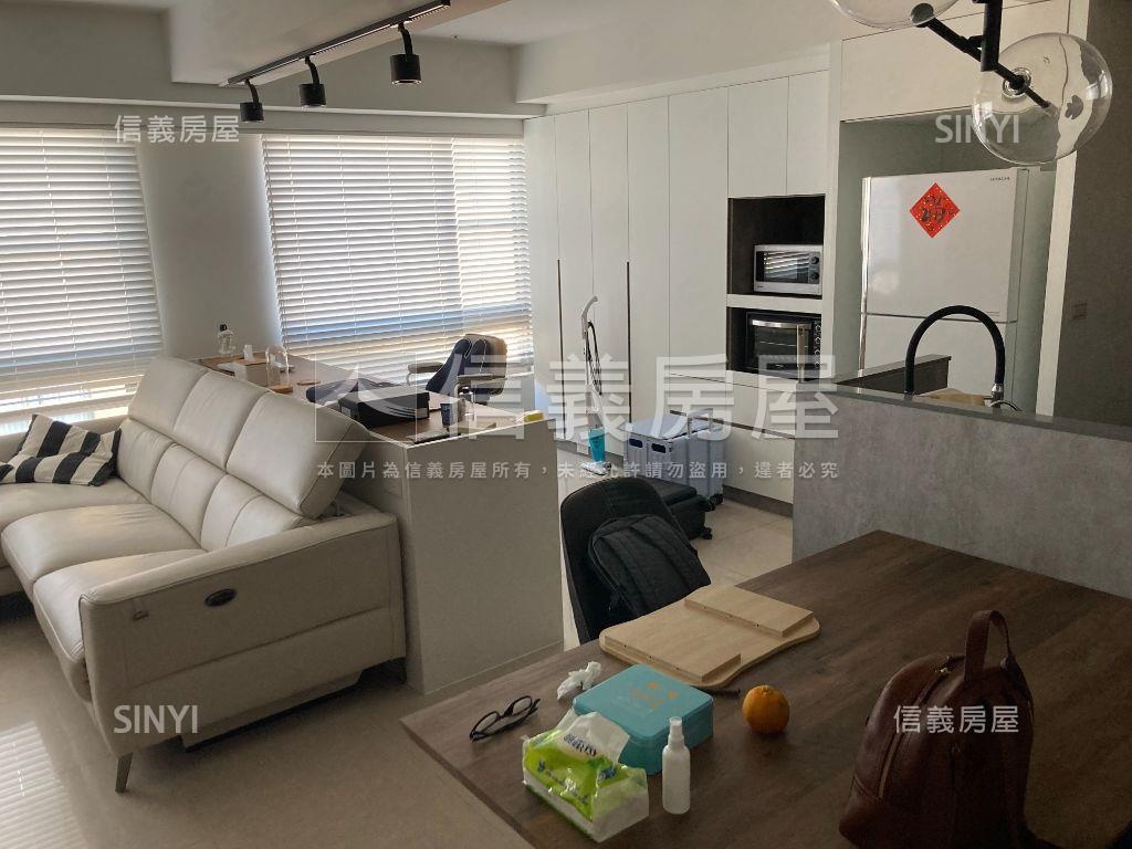 未來城２房平面車位房屋室內格局與周邊環境