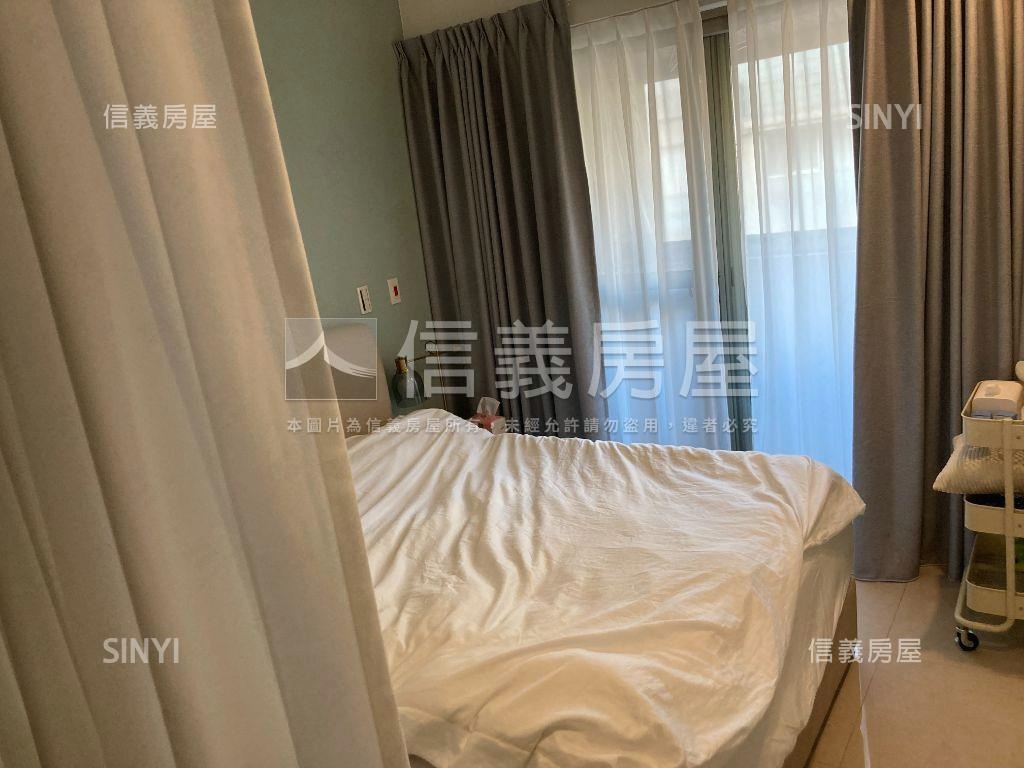 未來城２房平面車位房屋室內格局與周邊環境