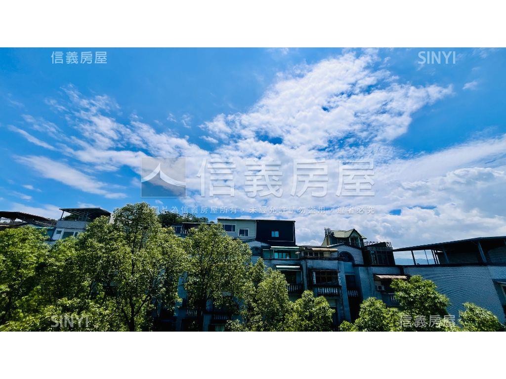 瓏山林網球場良品上疊房屋室內格局與周邊環境