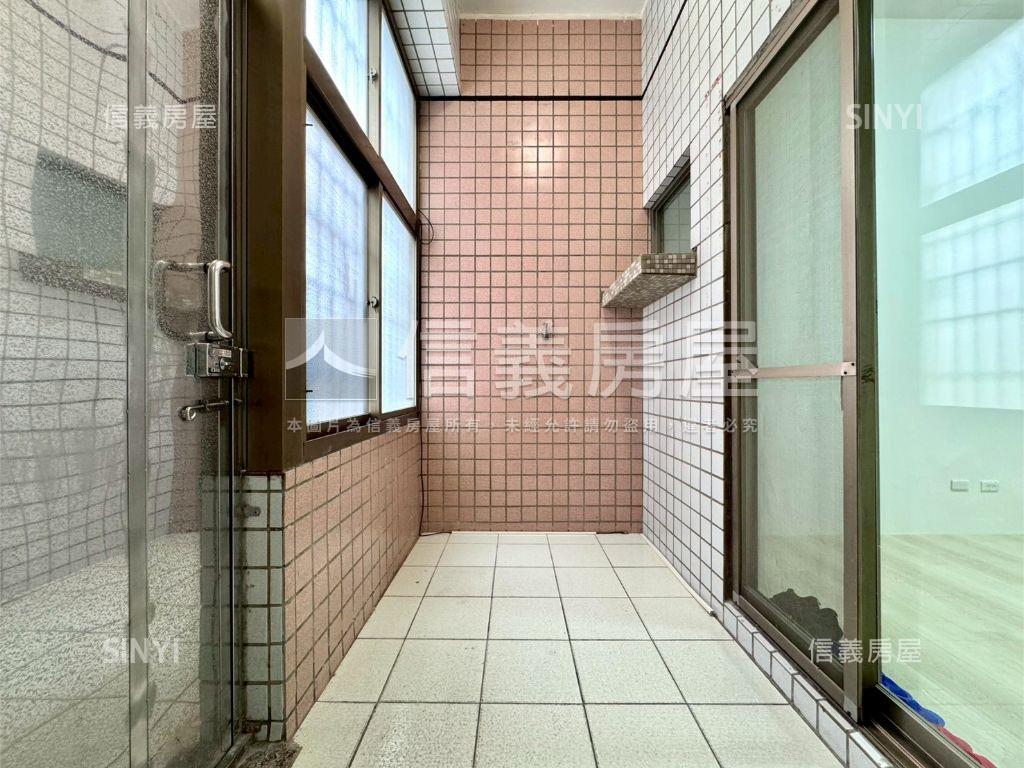 夯⭐專任一樓三房花園美屋房屋室內格局與周邊環境