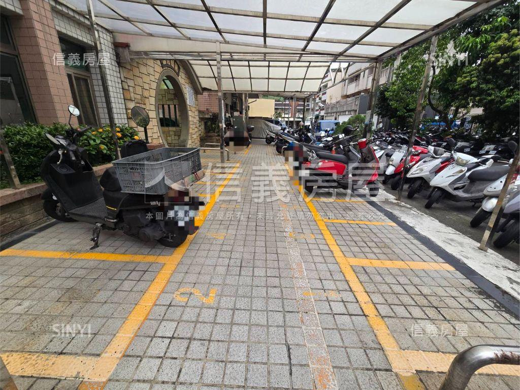 夯⭐專任一樓三房花園美屋房屋室內格局與周邊環境