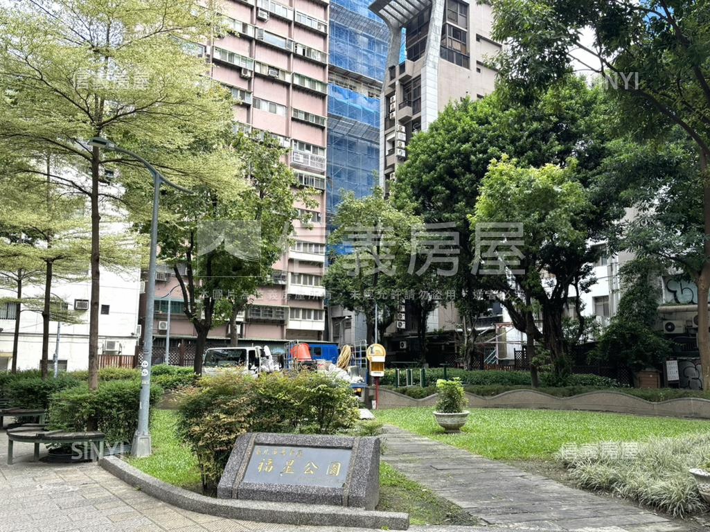 近西門町高樓小資套房房屋室內格局與周邊環境