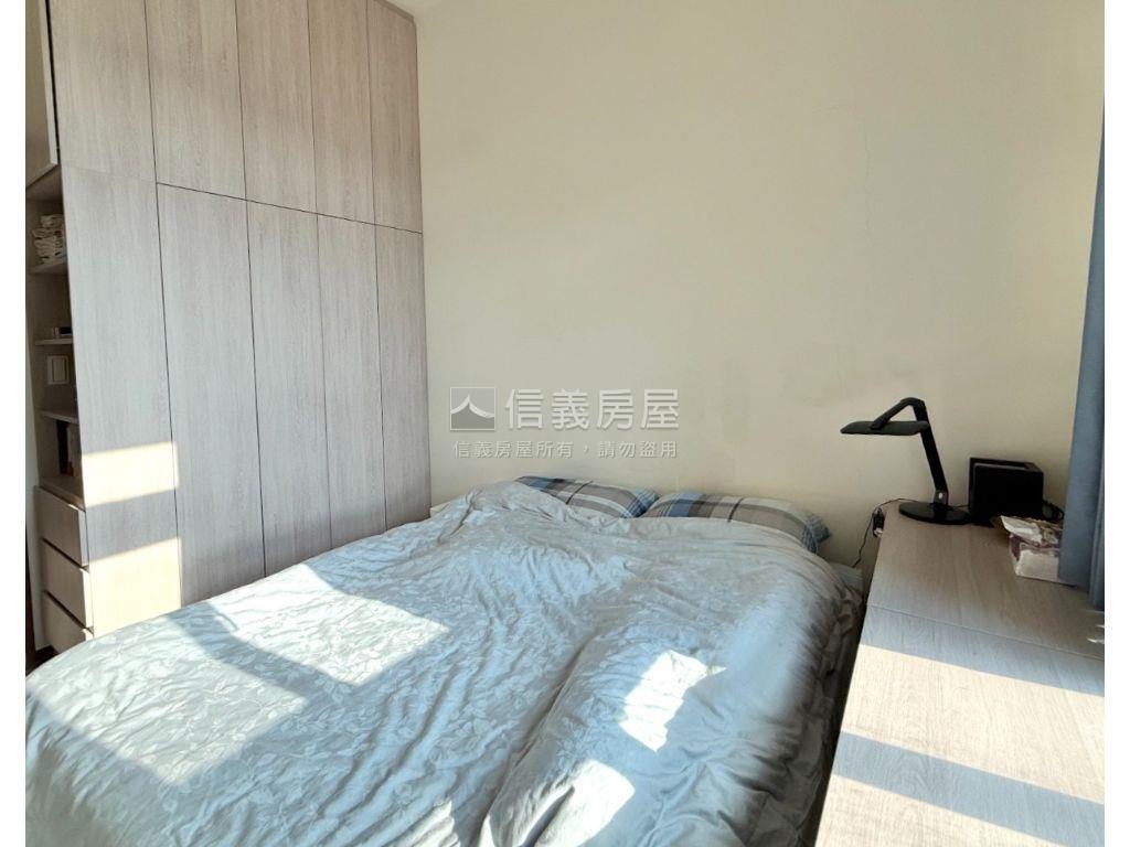 微笑稀有邊間美景２房１室房屋室內格局與周邊環境