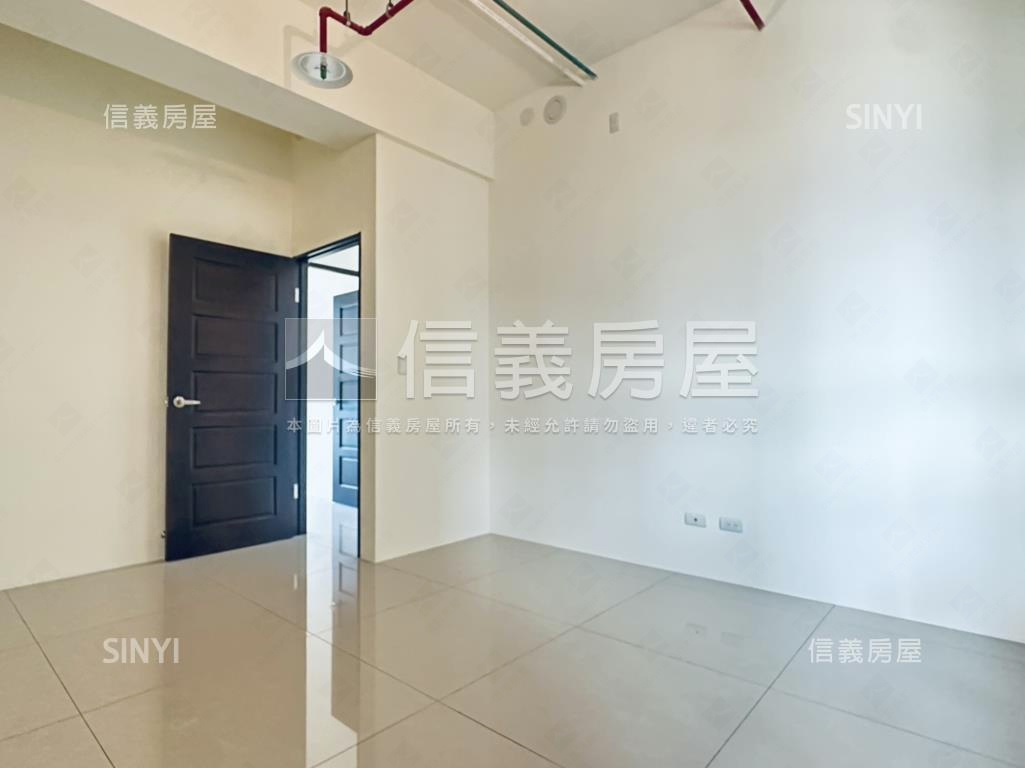 אֵל京王鋼骨高樓美宅房屋室內格局與周邊環境