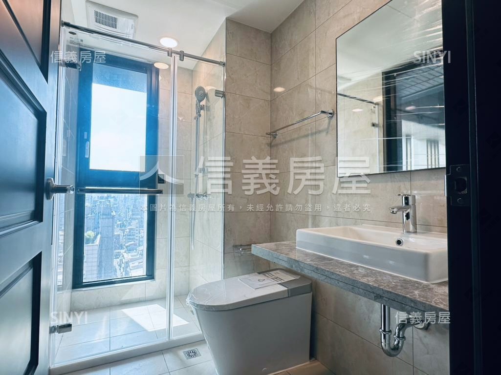 אֵל京王鋼骨高樓美宅房屋室內格局與周邊環境