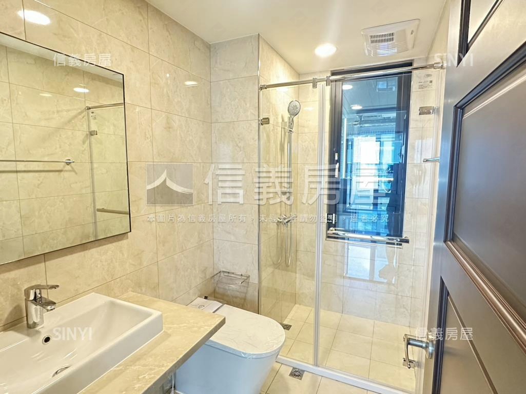 אֵל京王鋼骨高樓美宅房屋室內格局與周邊環境
