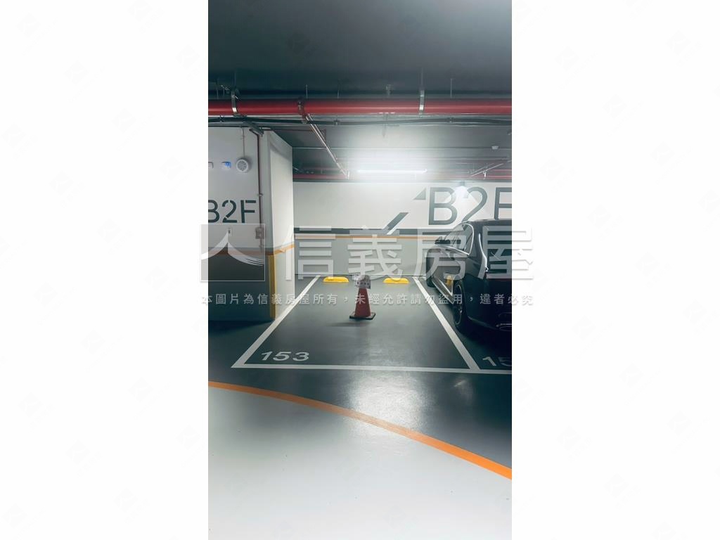 אֵל京王鋼骨高樓美宅房屋室內格局與周邊環境