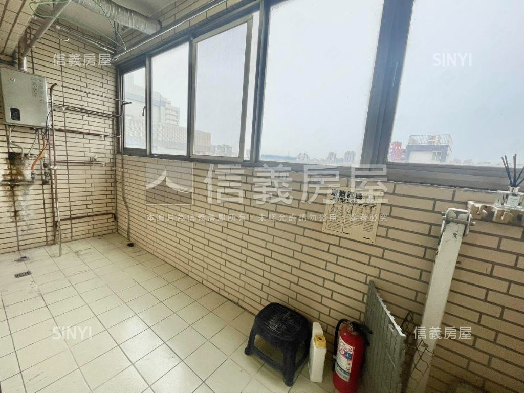 福聯新城甲棟稀有釋出三房房屋室內格局與周邊環境