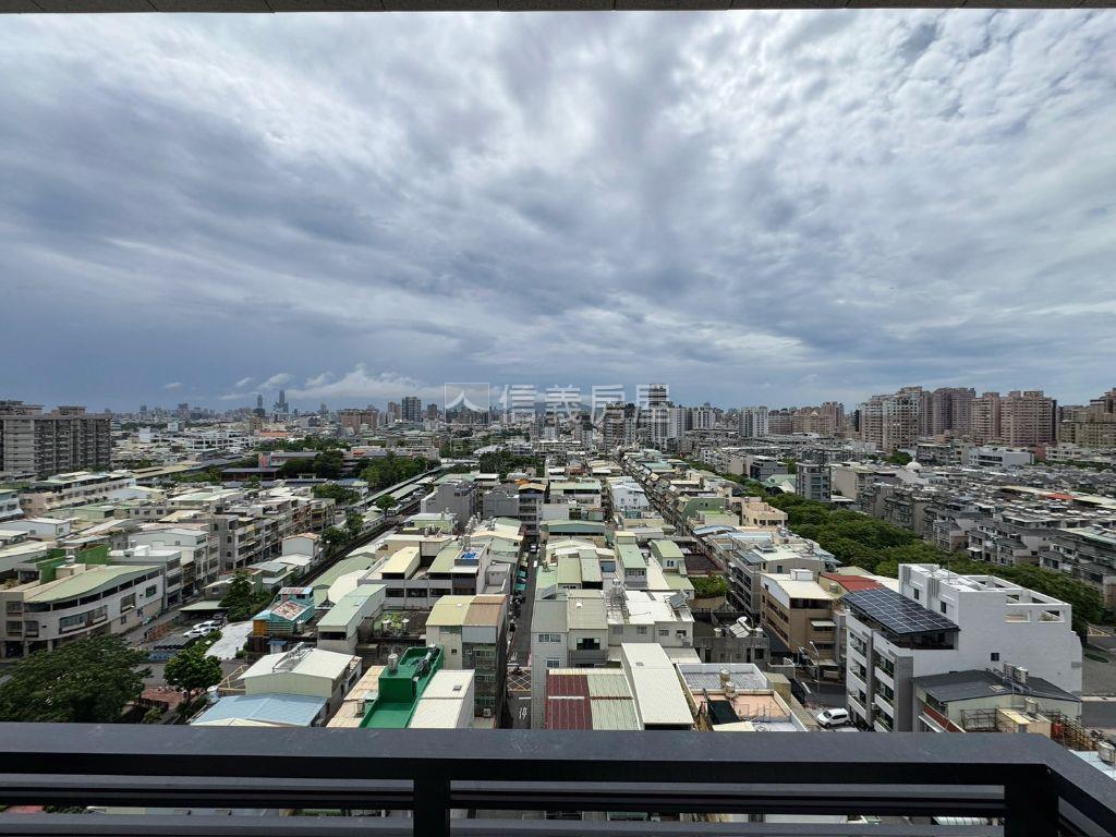 百達鳳邸高樓景觀兩房平車房屋室內格局與周邊環境