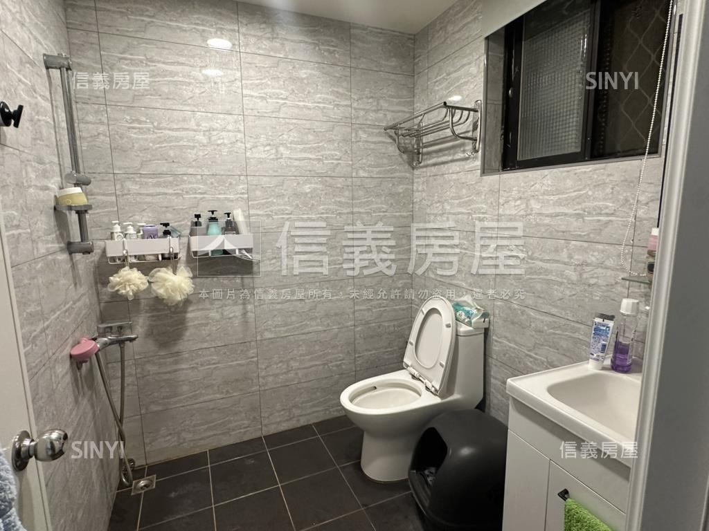 淡水捷運重建街公寓房屋室內格局與周邊環境