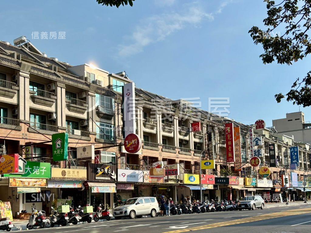 高大特區家樂福旁三房房屋室內格局與周邊環境