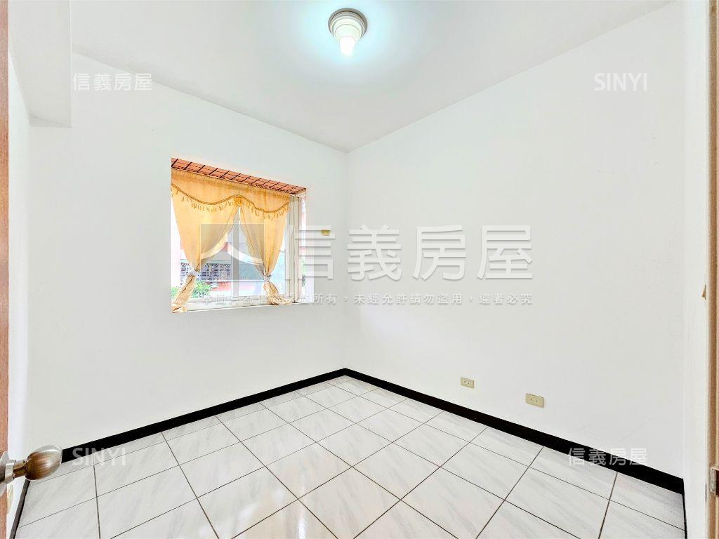 低總價通風明亮正三房房屋室內格局與周邊環境
