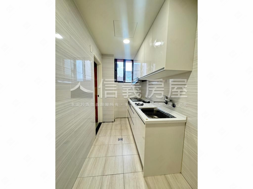 新鮮市大三房裝潢美屋房屋室內格局與周邊環境