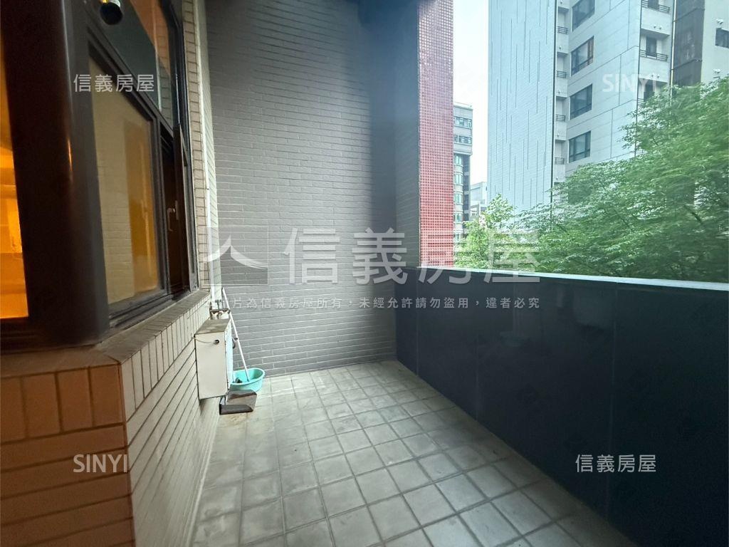 美麗新世界溫馨美屋房屋室內格局與周邊環境