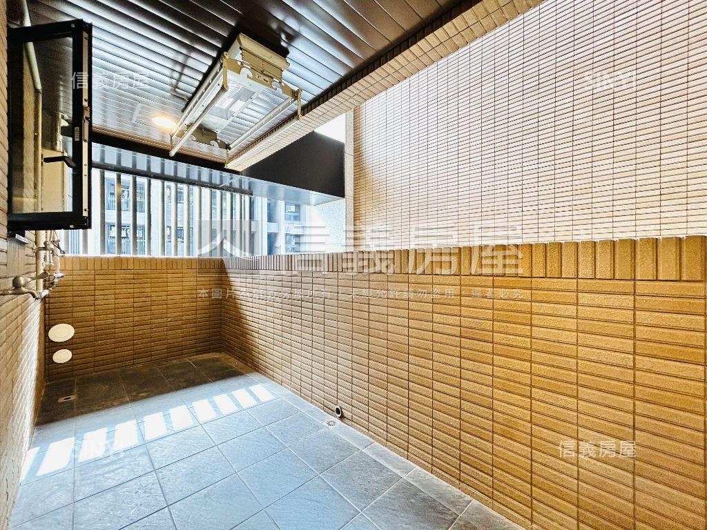 四期高樓電梯三房房屋室內格局與周邊環境