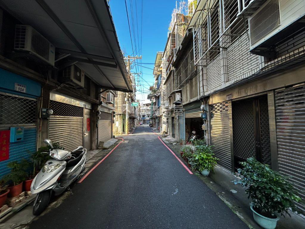 大義街透天房屋室內格局與周邊環境