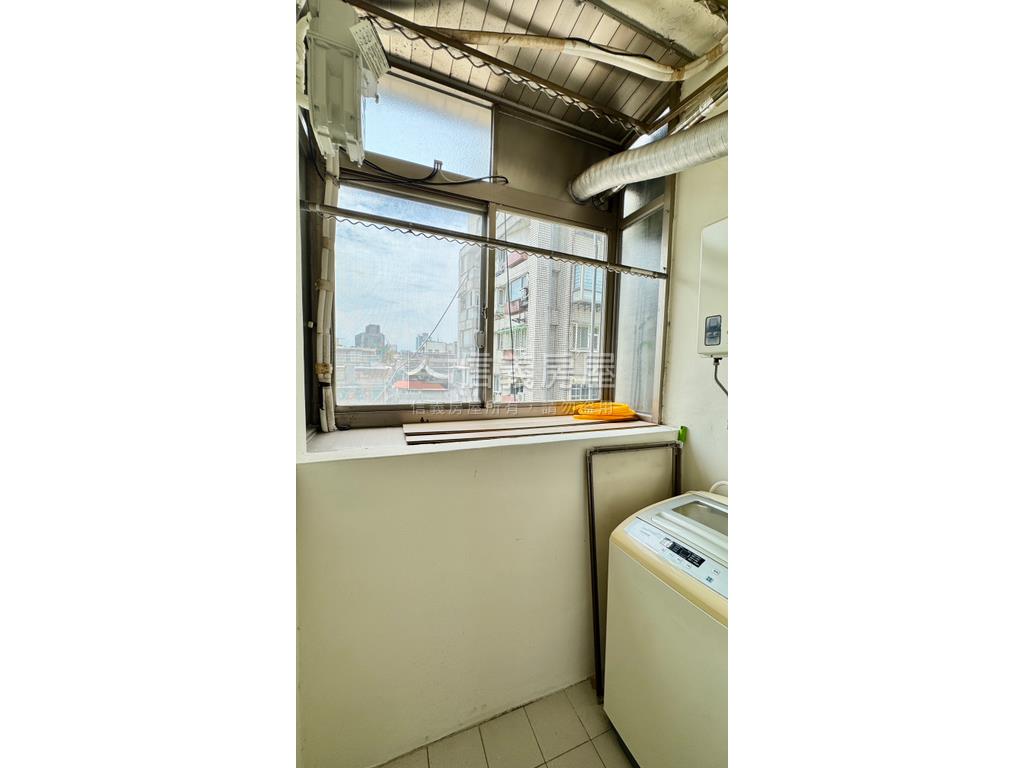 雙敦邊間後棟電梯三房房屋室內格局與周邊環境