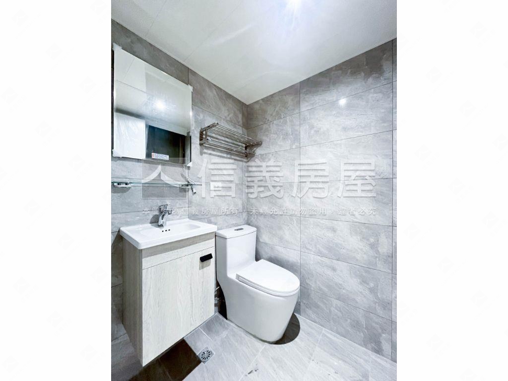 天生贏家低總２房裝潢戶房屋室內格局與周邊環境