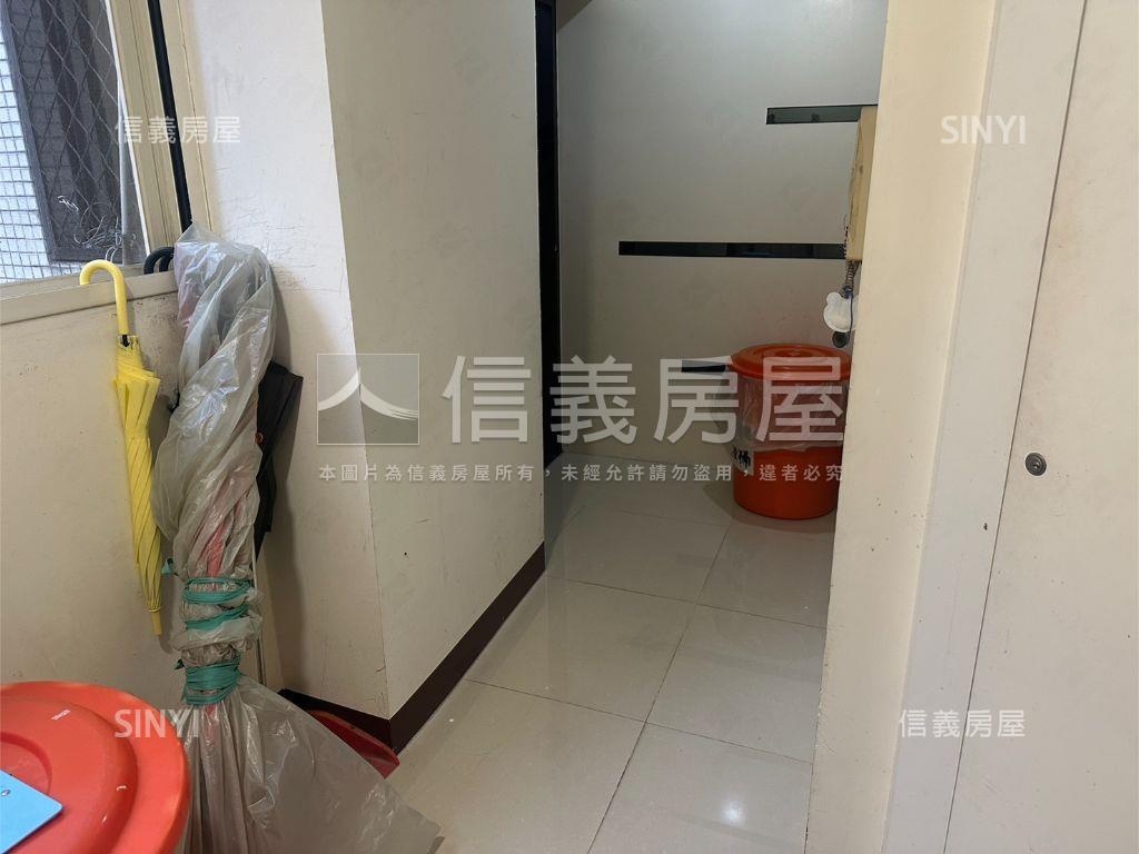 捷運三和國中站旁投資好屋房屋室內格局與周邊環境